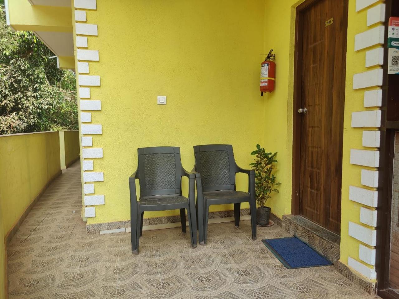 Hotel Green Field View Candolim Esterno foto